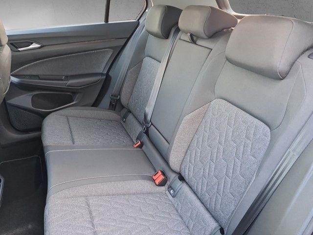 Fahrzeugabbildung Volkswagen Golf VIII TSI Move Kamera Navi LED VC
