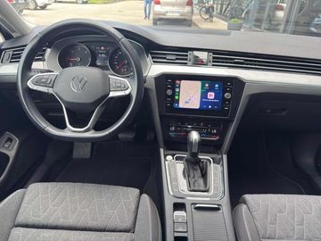 Volkswagen Passat - 12