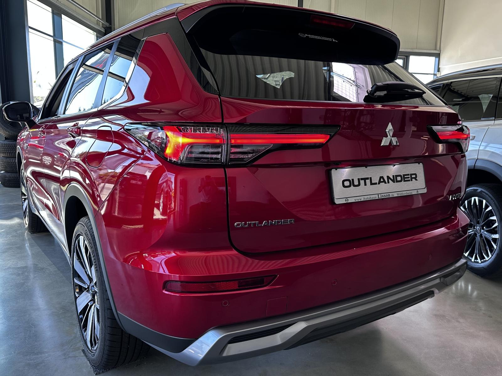 Mitsubishi Outlander 2.4 PHEV 100kW S-AWC Intro Edition Nav