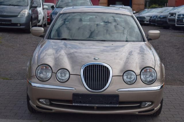 Jaguar S-Type  V6 Executive