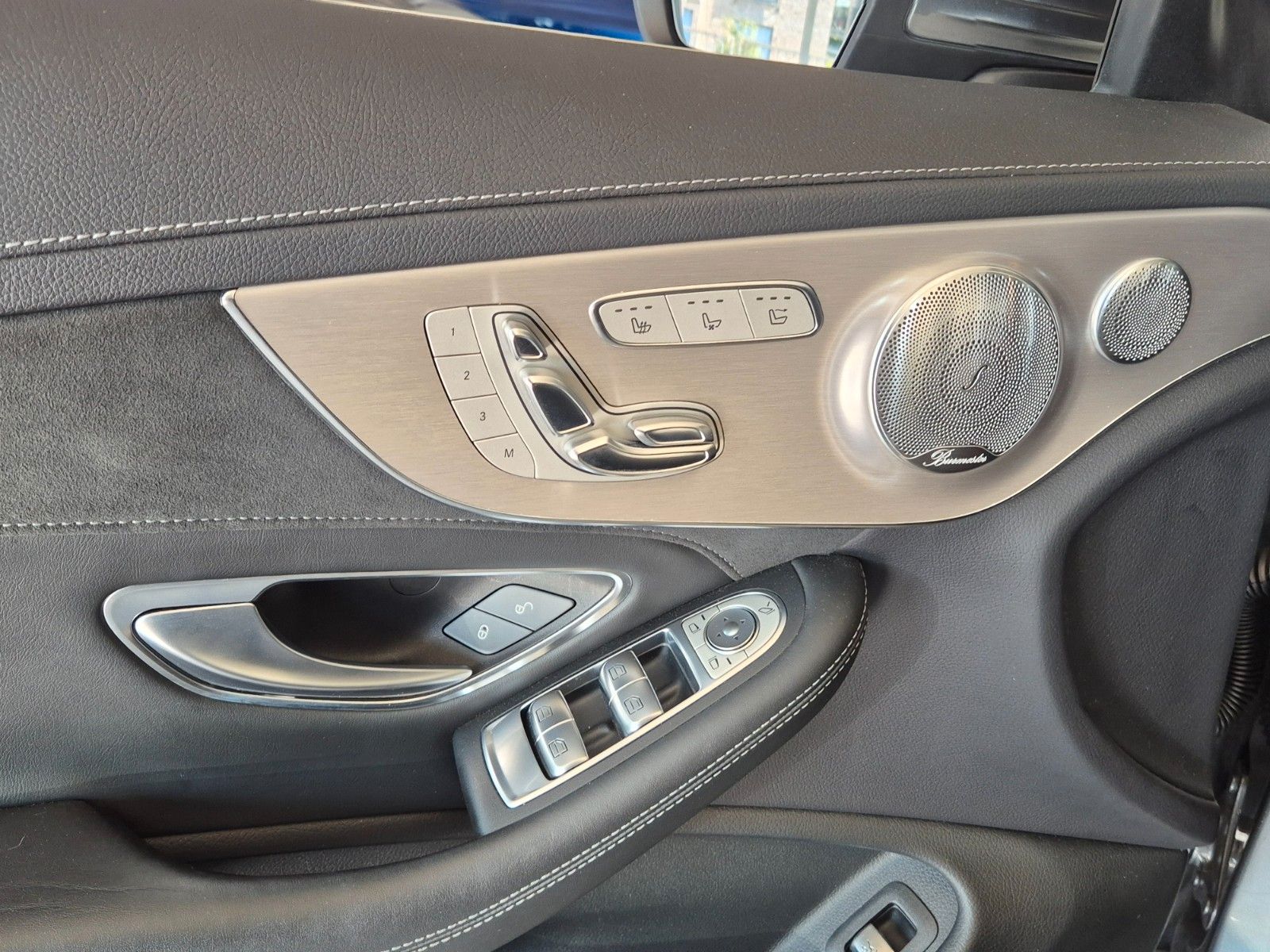 Fahrzeugabbildung Mercedes-Benz C 63 AMG Cabrio/Dt./Burm/Head/Fahrpaket