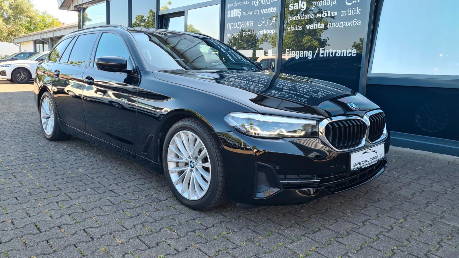 BMW 530d T xDrive - Sport AUT - SHADOW - AHK -