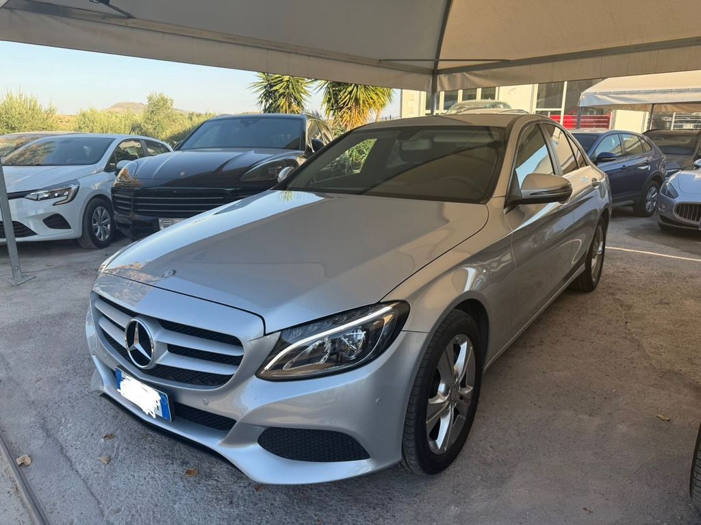 Image of Mercedes-Benz C 220