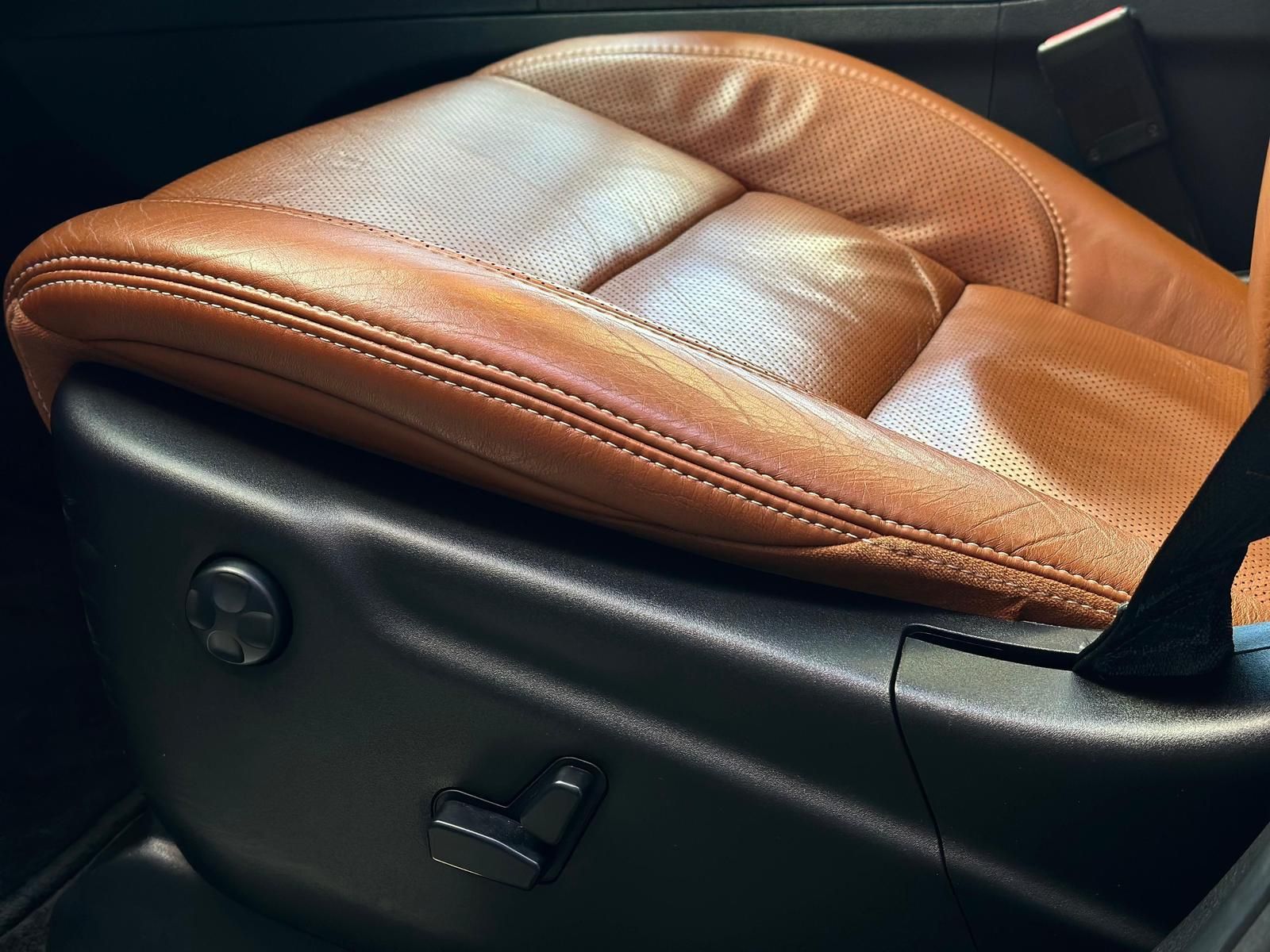 JEEP Grand Cherokee 6.4 HEMI SRT 4x4* BIXEN#AHK#PANO - Image 19