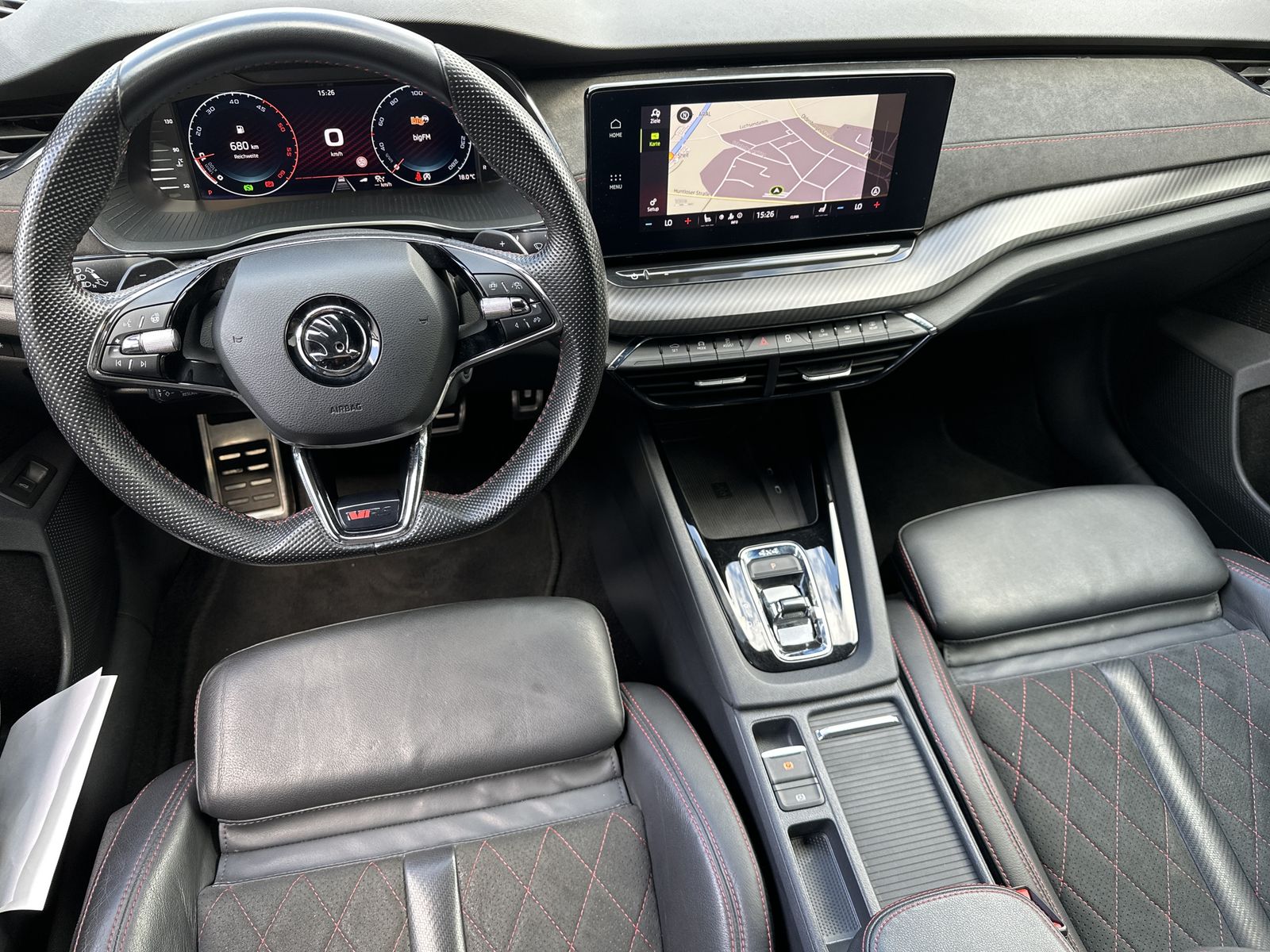 Fahrzeugabbildung SKODA Octavia Combi 2.0 TDI DSG 4x4 RS+ NAV+LED+AHK+PP