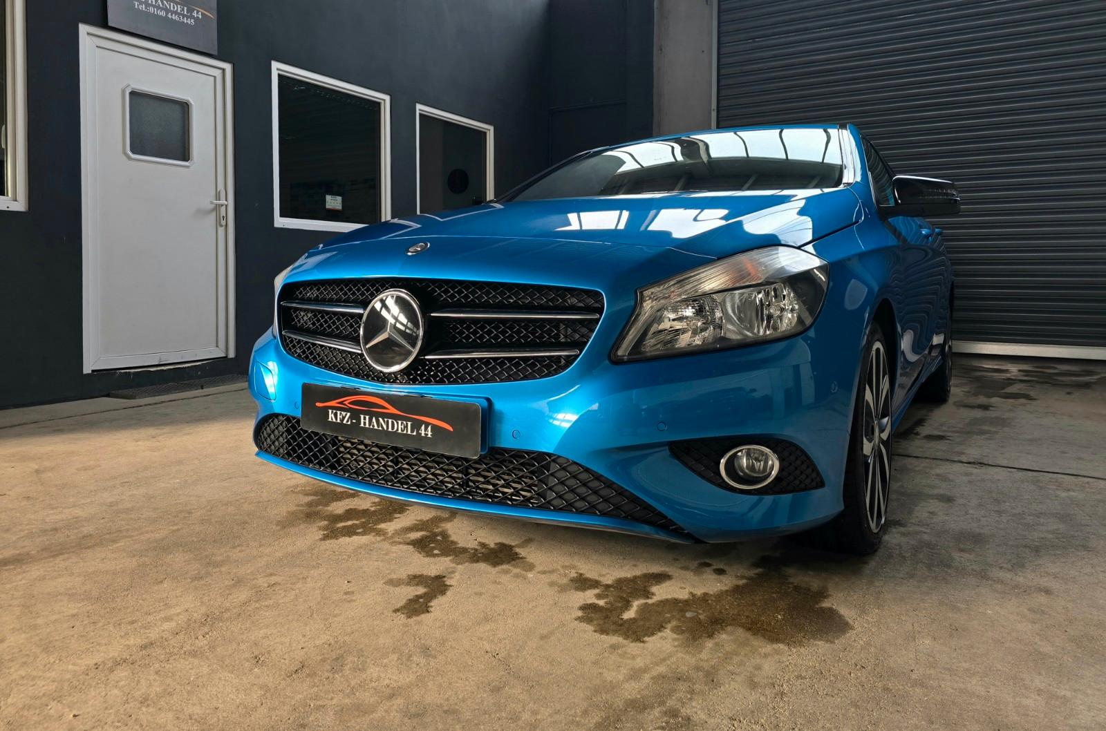Mercedes-Benz A 180 STYLE BLUEEFFICIENCY-ALU-NAVI-SPORT-SHZ