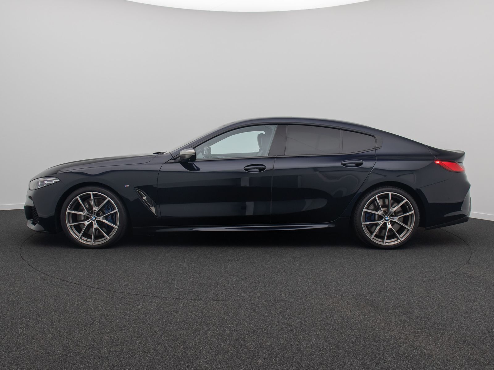 Fahrzeugabbildung BMW M850i xD Gran Coupé 360°Laser SoftCl DispKey 20"