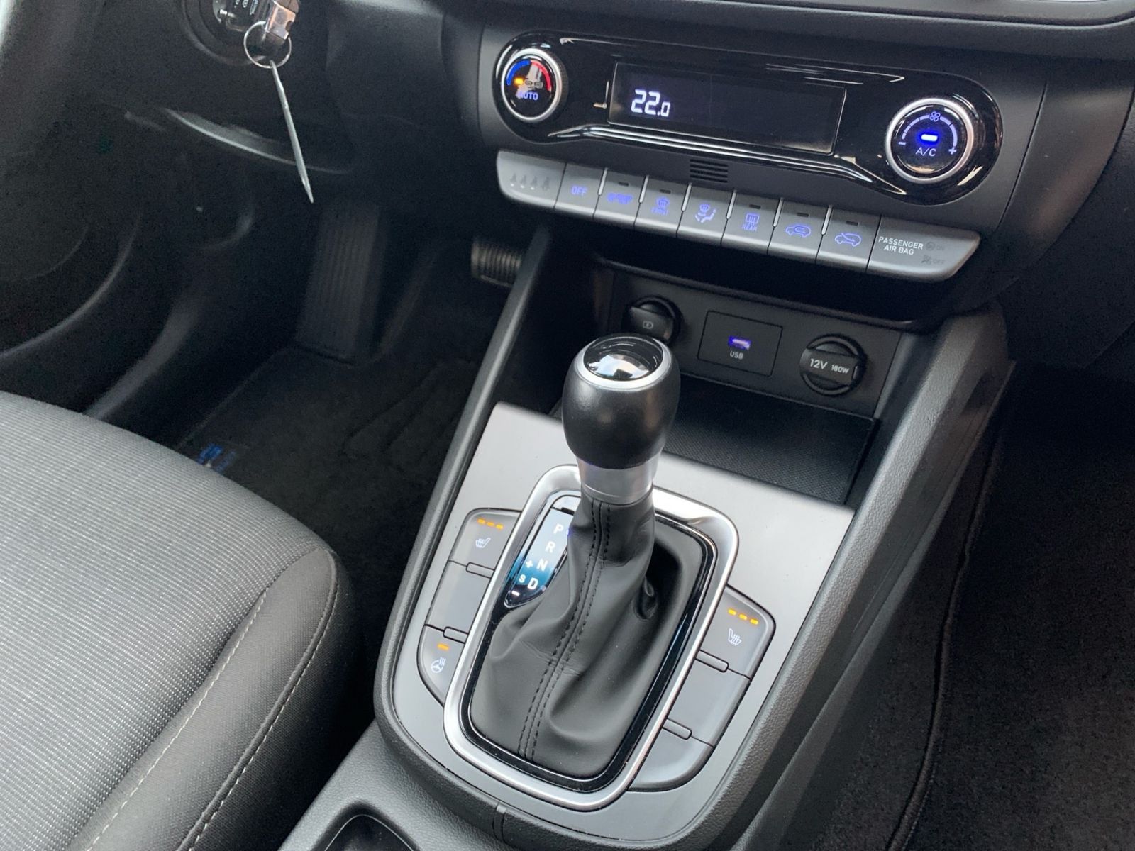 Fahrzeugabbildung Hyundai KONA 1.6 GDI Edition 30 Hybrid Kamera