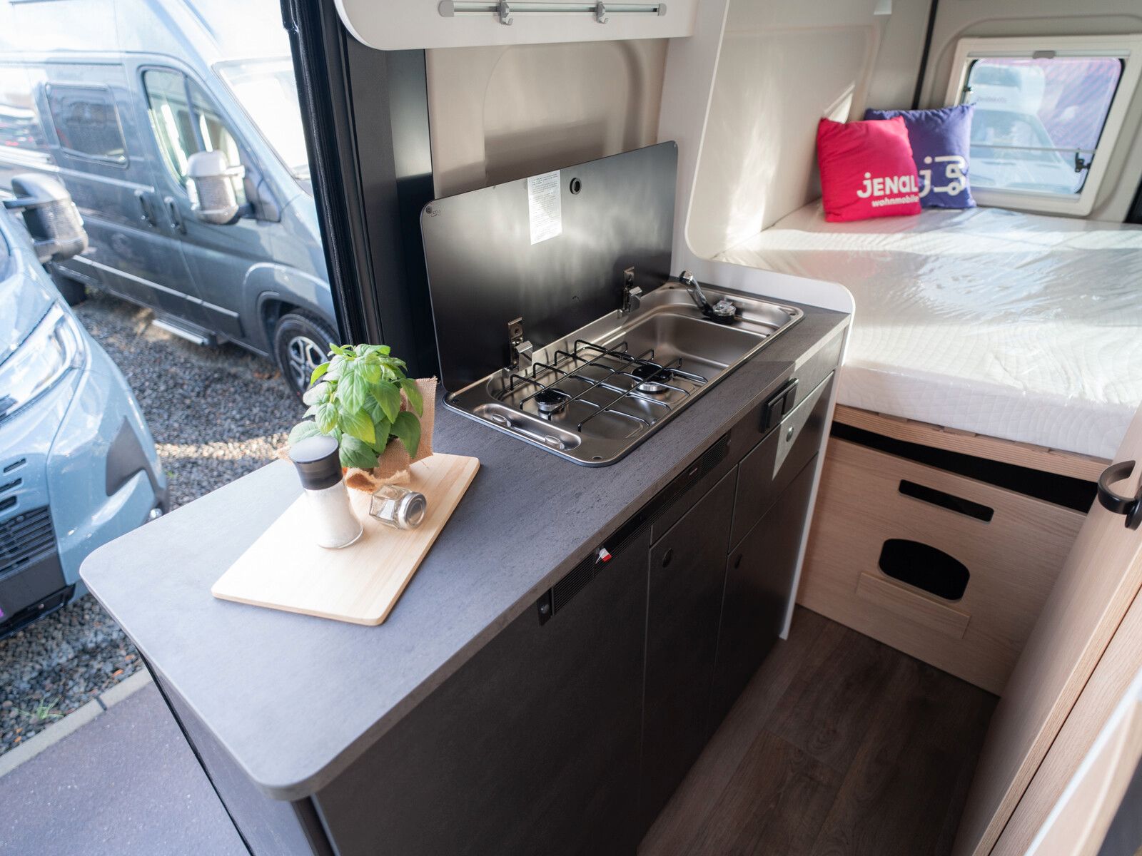Fahrzeugabbildung Sunlight Adventure Cliff RT 600