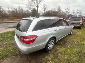 Mercedes E 220 - 8