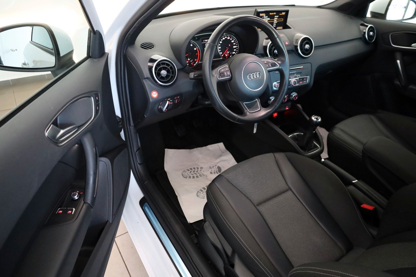 Fahrzeugabbildung Audi A1 sport,Teilleder,Sportsitze,Sportfahrwerk,Shzg