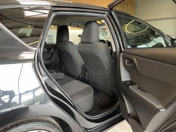 Toyota Auris Life+ Lim. 1.6 Edition *AHK*KAMERA*KLIMAA.