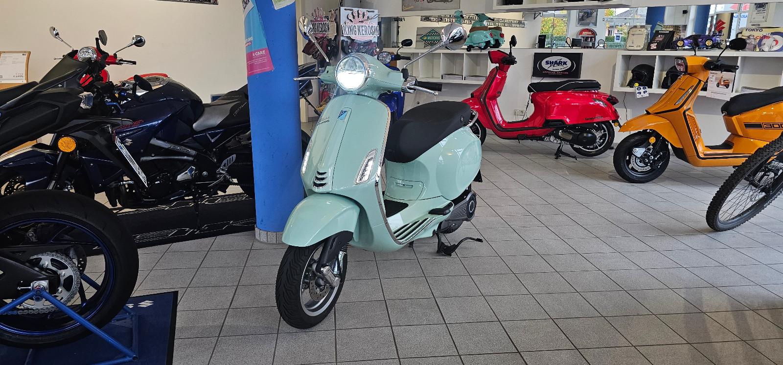 Vespa Primavera Elettrica 45
