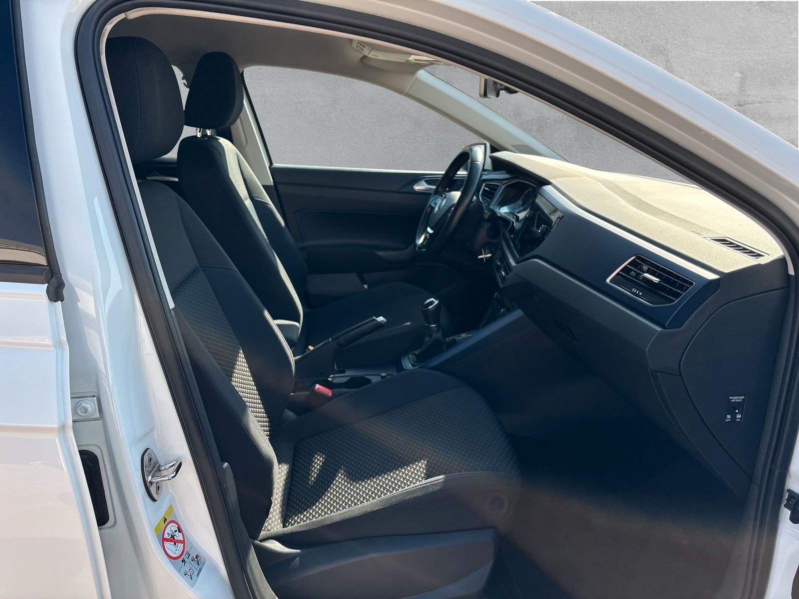 Fahrzeugabbildung Volkswagen Polo 1.0 TSI PDC AppConnect Sitzhzg.
