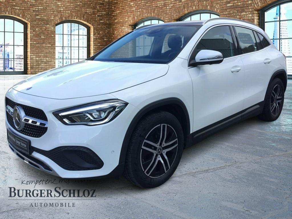 Mercedes-Benz GLA 220 d 4MATIC 360 ACC AUT Kam. KlimaA LED LM