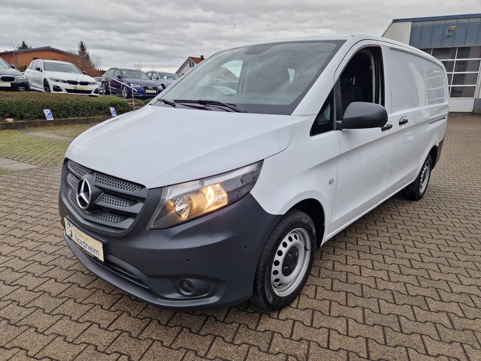 MERCEDES-BENZ Vito Kasten 114 CDI lang Automatik/EURO6