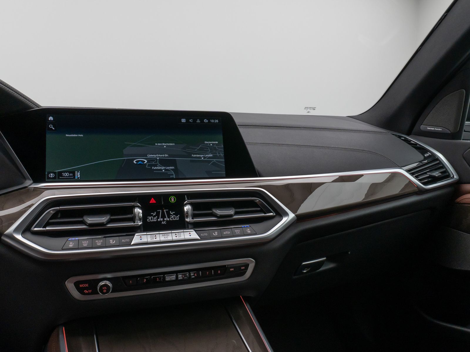 Fahrzeugabbildung BMW X5 xD45e M Sport 360°HUD DAB H/K Individual 21Zl