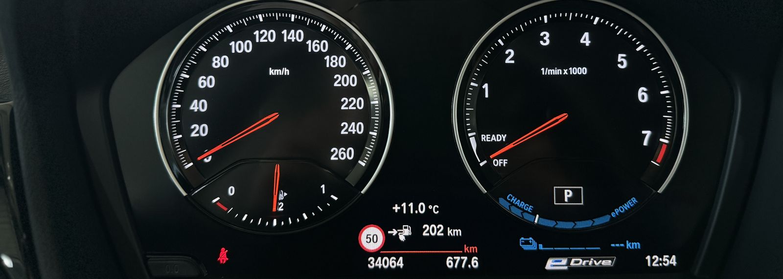 Fahrzeugabbildung BMW X1 xD25e Sport Line Parkassist DAB Navi Komfort