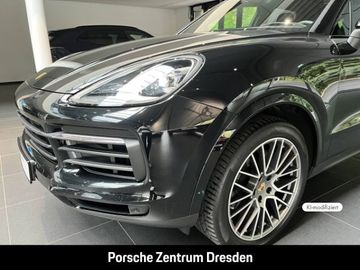 Porsche Cayenne - 12