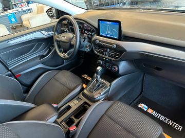 Ford Focus *1.HAND*19%*LED*LKHZ*SPORT*CARPLAY*TEMPO