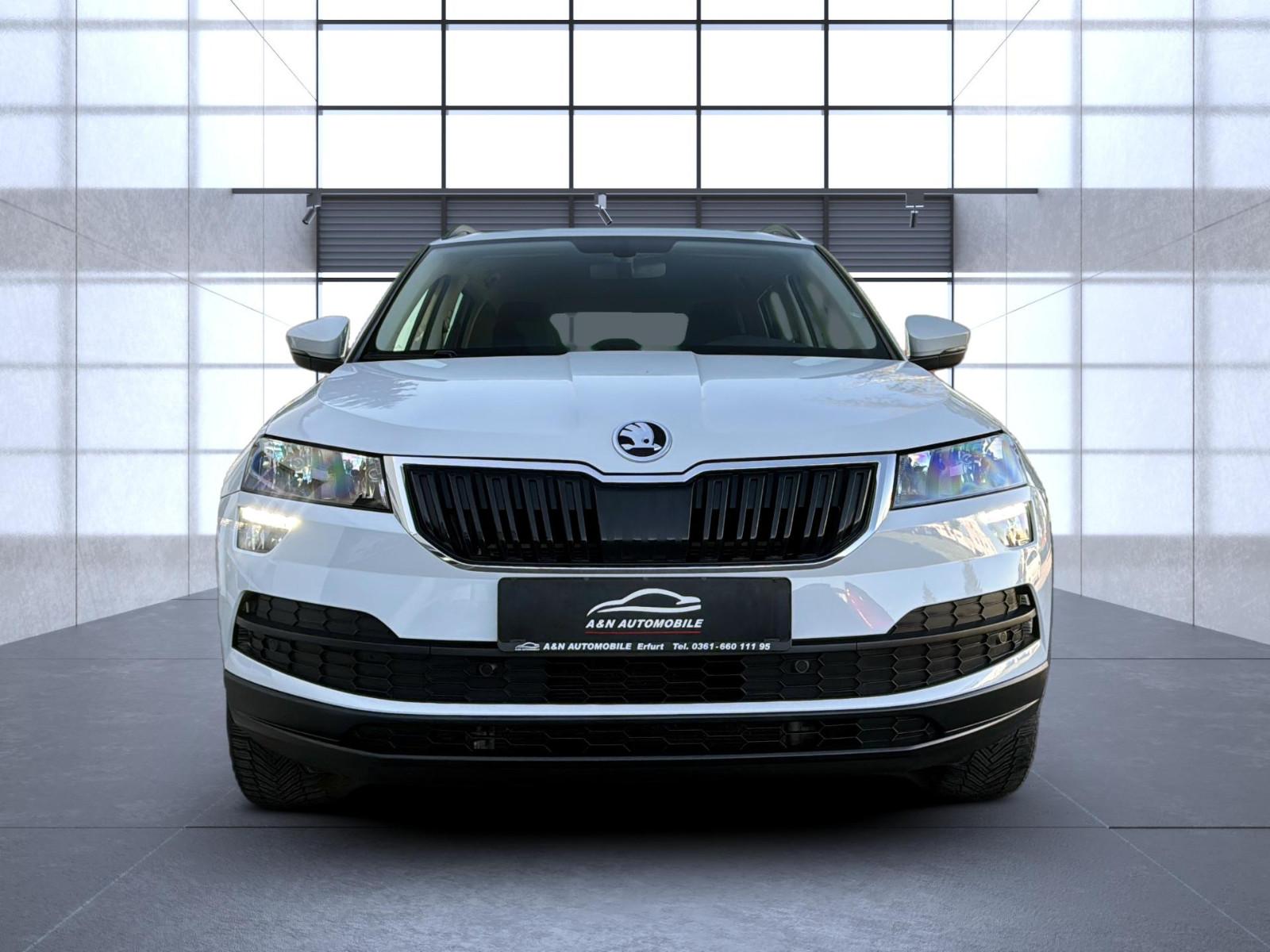 Skoda Karoq Style+NAVI+KLIMAA.+DAB+PDC+DSG+AHK+1HAND