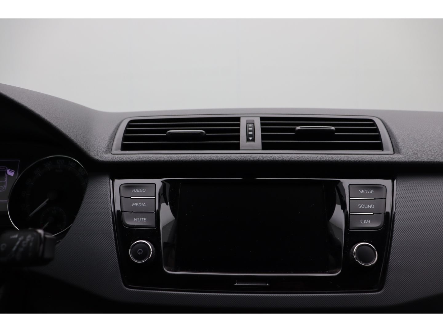 Fahrzeugabbildung SKODA Fabia Cool Plus 1.0 MPI  Klima el.SP Spieg. behe