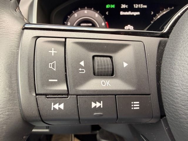 Fahrzeugabbildung Nissan Qashqai 1.3 DIG-T Xtronic N-Connecta*Winterpaket