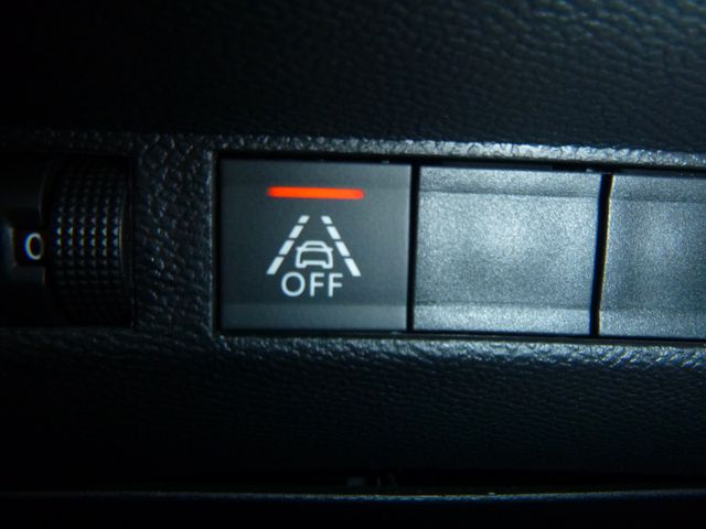 Fahrzeugabbildung Peugeot 208 Like >8.780 KM/ Klima/TEMP/DAB-Radio<