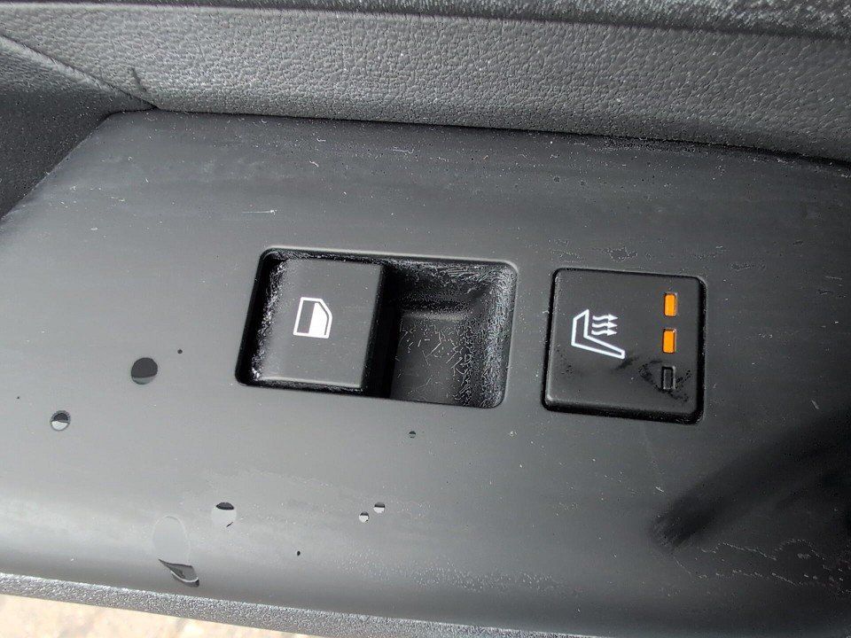 Fahrzeugabbildung Hyundai KONA EV 65kWh PRIME SITZ & ASSIS-P BOSE+360+NAV+