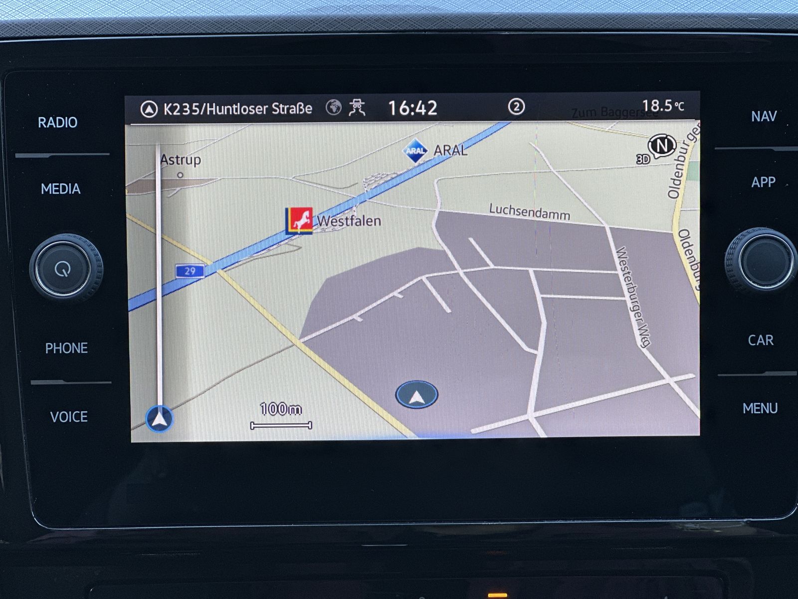 Fahrzeugabbildung Volkswagen Passat Variant 2.0 TDI DSG Business NAV+LED+KAM