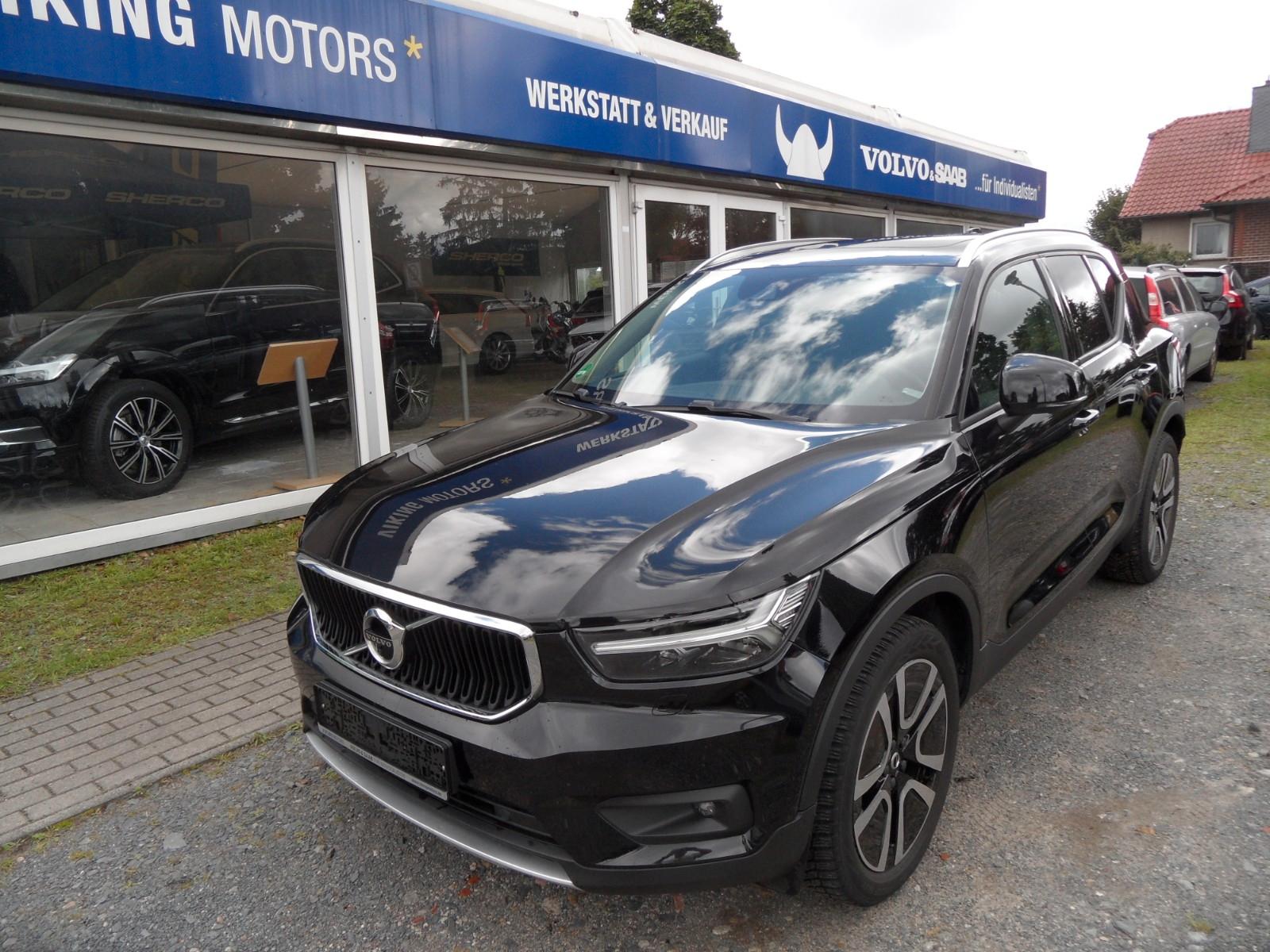 Volvo XC40 Momentum Pro 2WD
