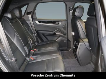 Porsche Cayenne - 8