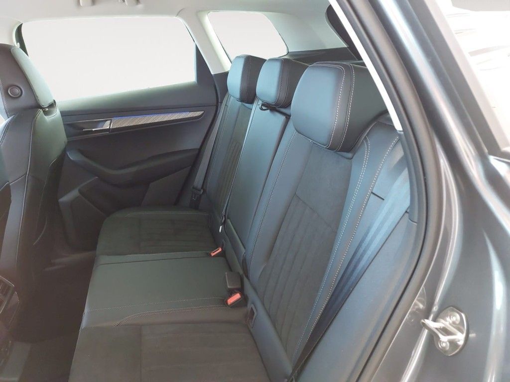 Fahrzeugabbildung SKODA Karoq 1.5 TSI DSG Tour LED Kessy