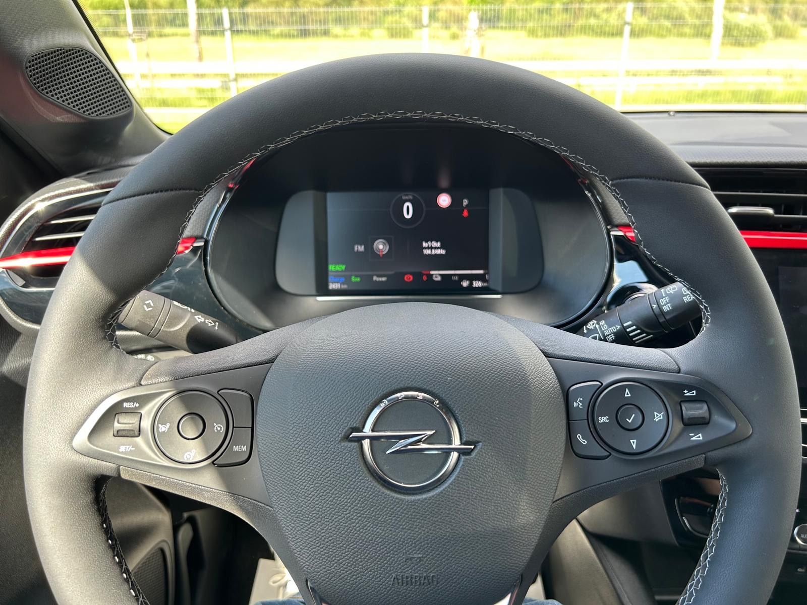 Fahrzeugabbildung Opel Corsa GS Line°50 kWh°LED°Leder°1.Hand°