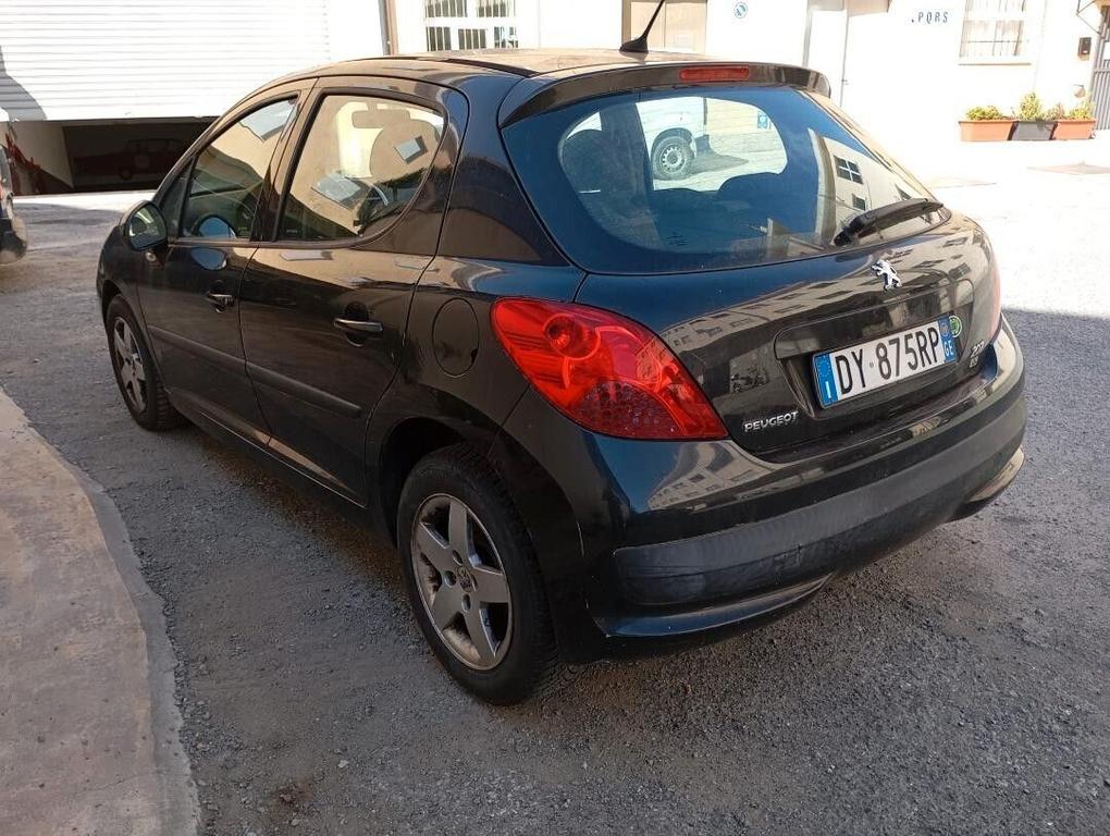 Peugeot 207