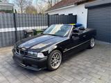 BMW Bmw E36 318i Cabrio Schwarz Leder M Optik ... - BMW 318 aus 1995: 318i