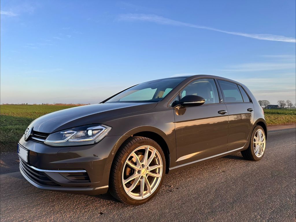 Image of Volkswagen Golf