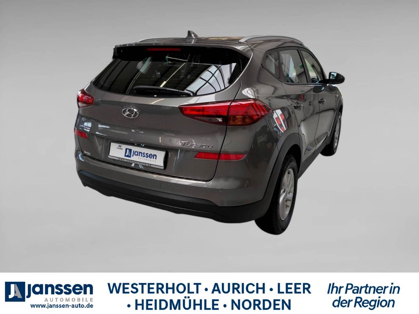 Fahrzeugabbildung Hyundai TUCSON FL 1.6 GDi M/T 2WD PURE  Navigation