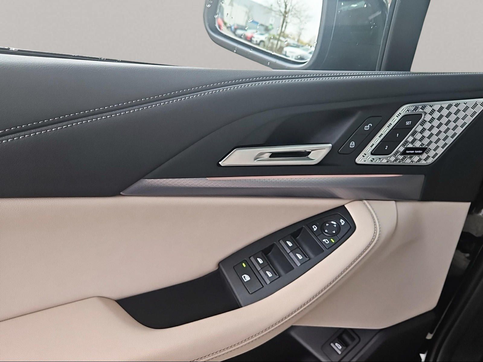 BMW 223 Active Tourer - Bild 19