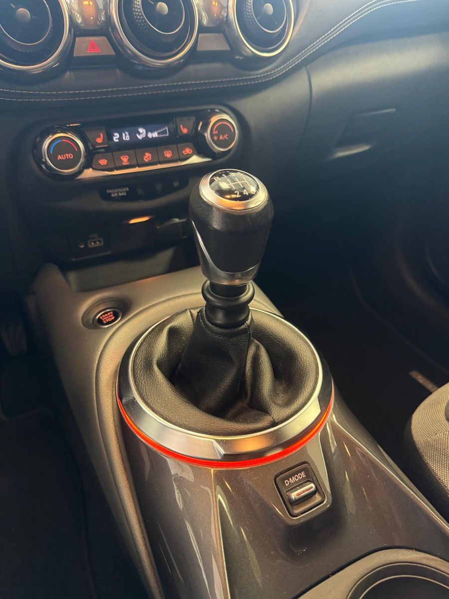 Fahrzeugabbildung Nissan Juke N-Connecta / WENIG KM/NAVI/KLIMA/GARANTIE