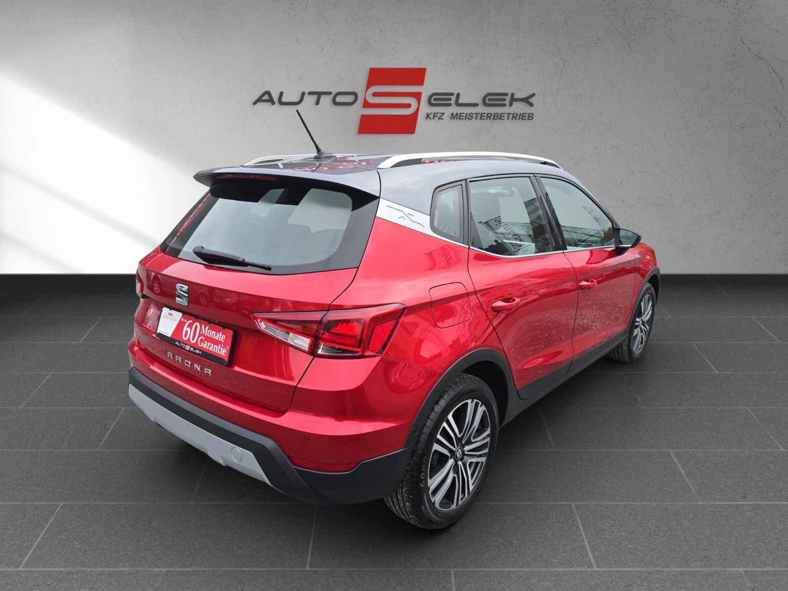 Fahrzeugabbildung SEAT Arona Xcellence*Navigationssystem AHK PDC SiTZHE