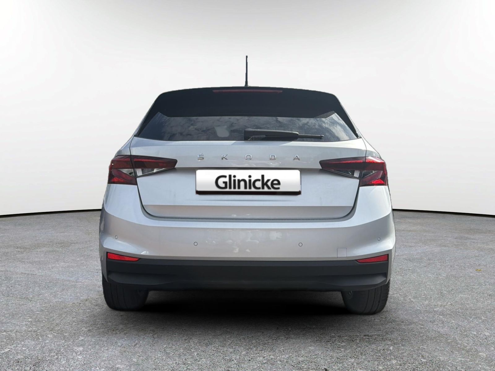 Skoda Fabia 1.0 MPI Carplay AHK LED PDC DAB+ imagem 3