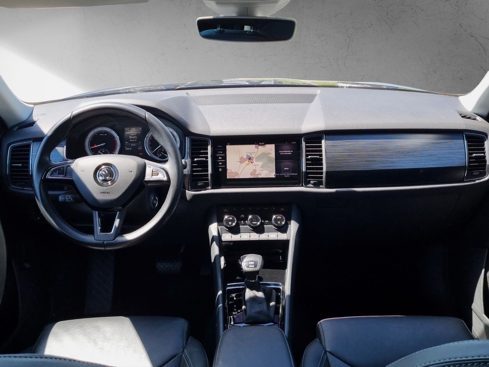 Fahrzeugabbildung SKODA Kodiaq Soleil 4x4 2,0 TSI DSG Navi ACC PDC