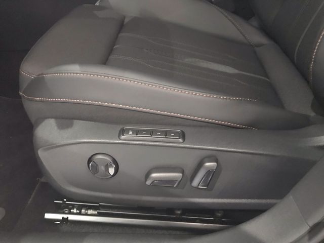 Leon 1.5 eTSI DSG*KAMERA*NAVI*AMBIENTE*