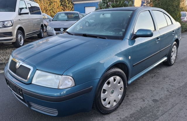 Skoda Octavia 1.6 Classic  *AHK  *1 HAND