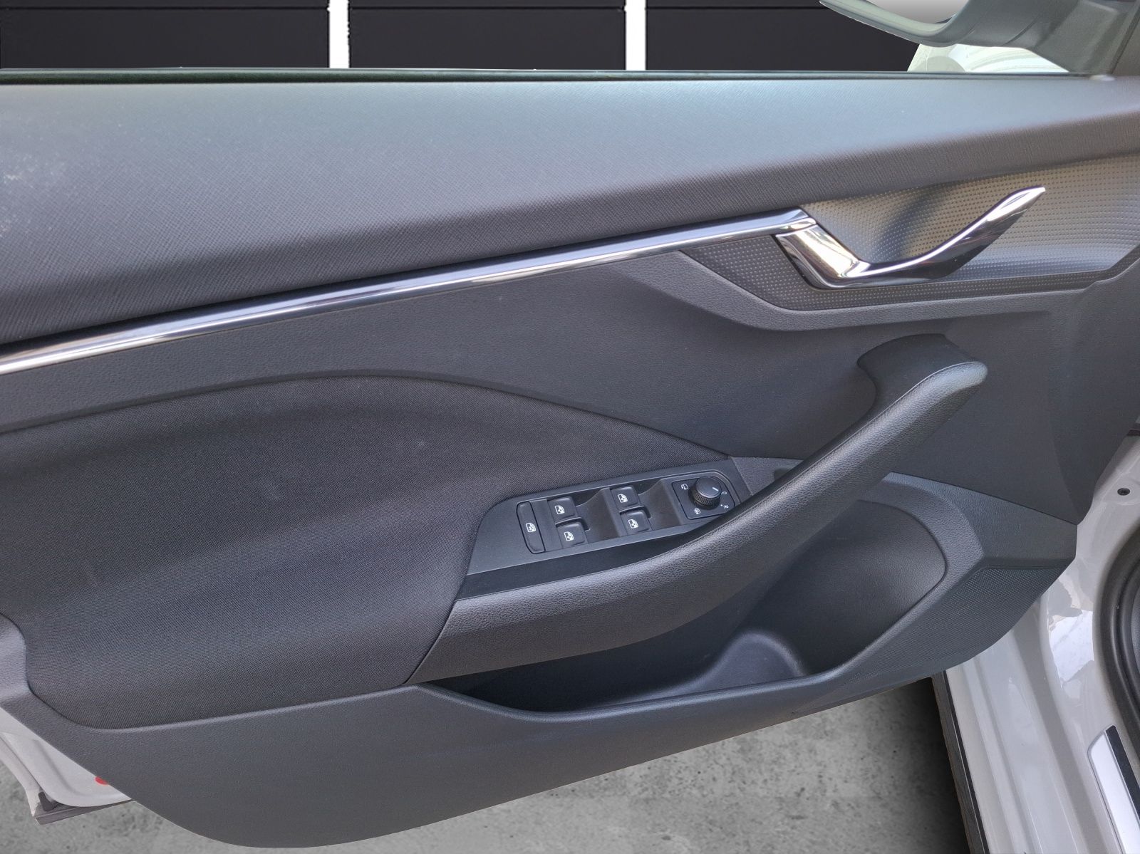 Fahrzeugabbildung SKODA Kamiq TSI Monte Carlo LED Navi AID Pano ACC PDC