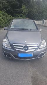 Mercedes-Benz Mercedes Benz B 160 - gebrauchte Mercedes-Benz B 160 aus dem Jahr 2009