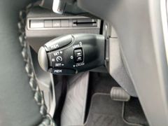 Foto Nummer 16: PEUGEOT 3008