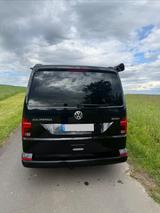 Volkswagen T6.1 California Beach 4Motion DSG - Volkswagen T6 California: Schwarz