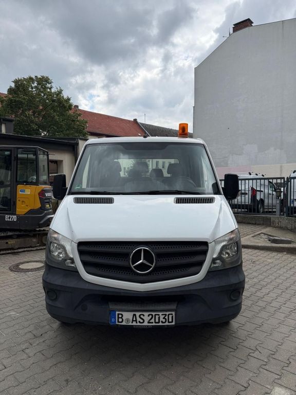 Image of Mercedes-Benz Sprinter